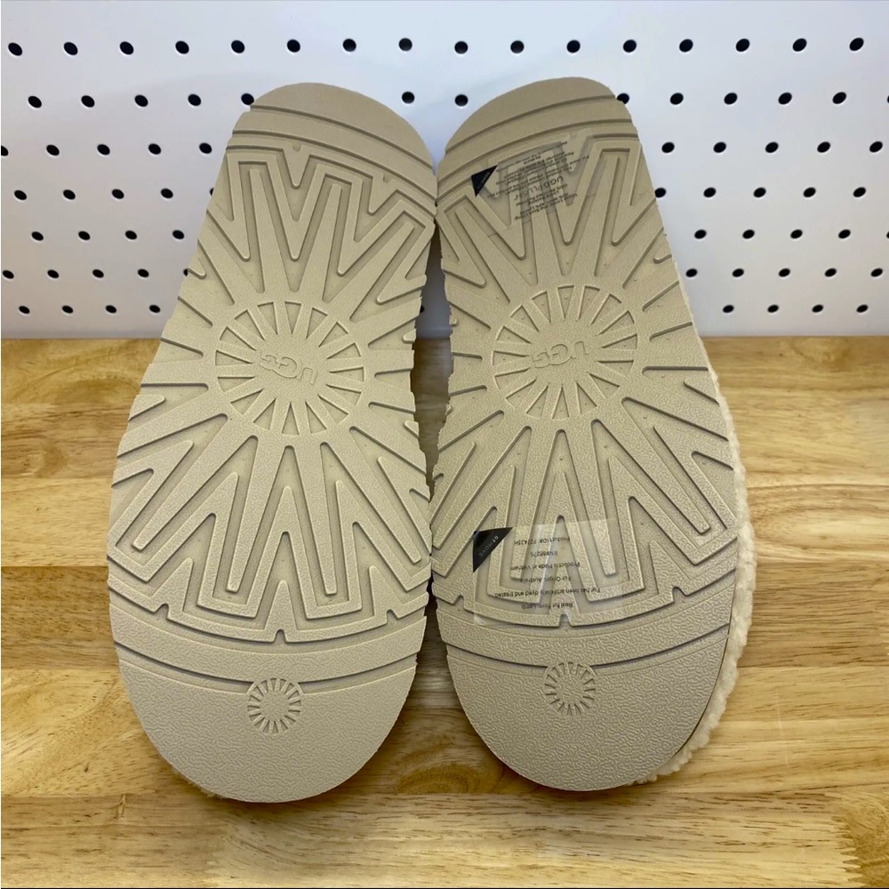 🐩🐩 UGG TAZZ SLIPPERS HERITAGE BRAID 👢👡 - Picture 7 of 7